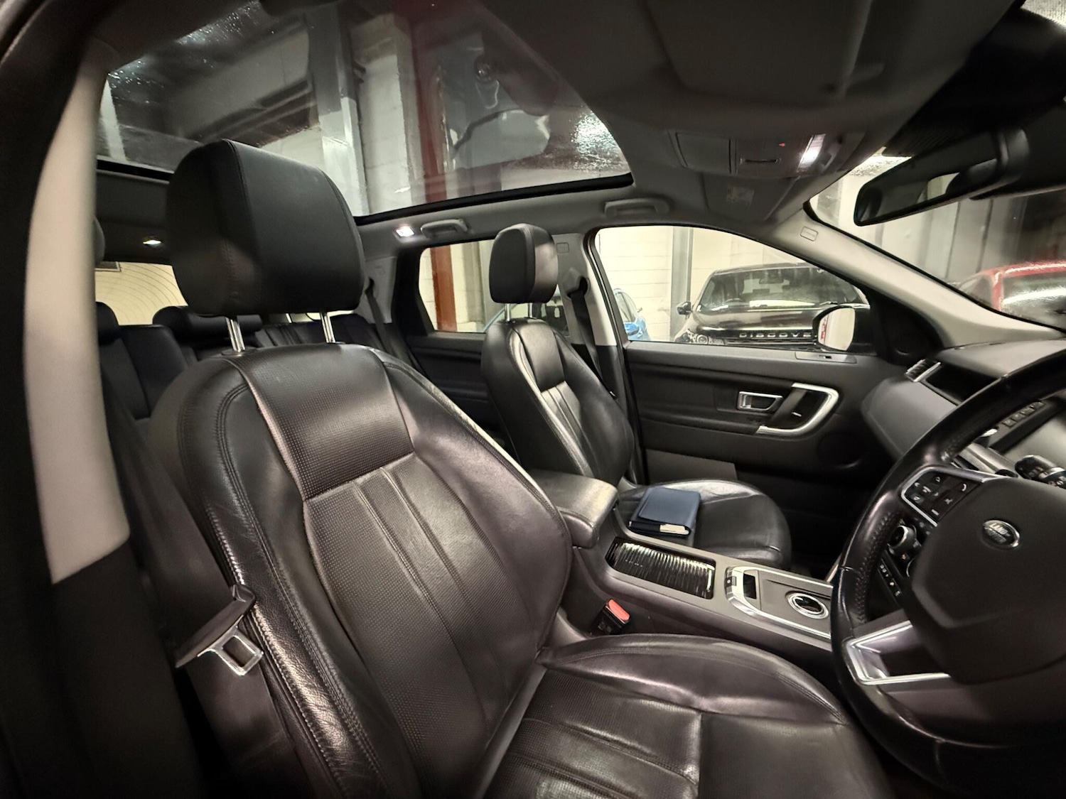 Used Land Rover Discovery Sport 2017 for sale - 76522528: Photo 10