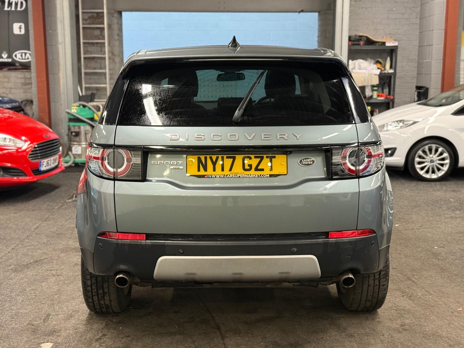 Used Land Rover Discovery Sport 2017 for sale - 76522528: Photo 5