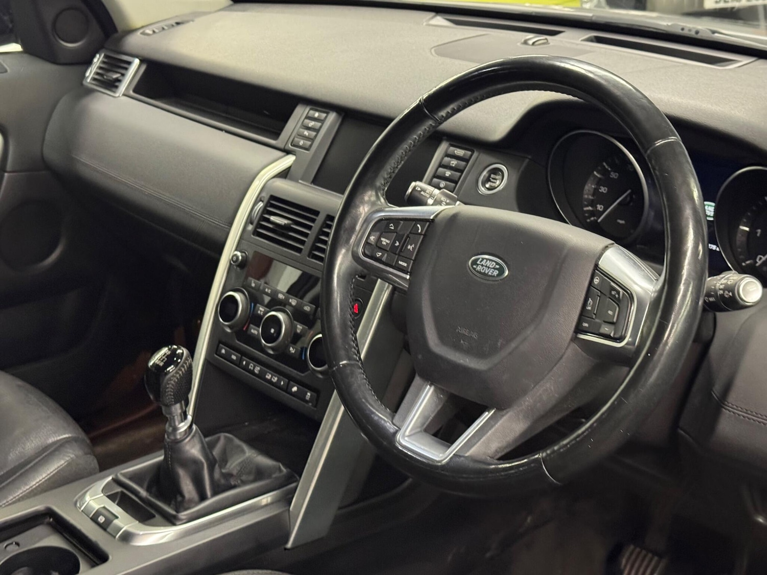 Used Land Rover Discovery Sport 2016 for sale - 77074625: Photo 11