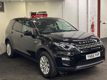 Used Land Rover Discovery Sport 2016 for sale - 77074625: Photo