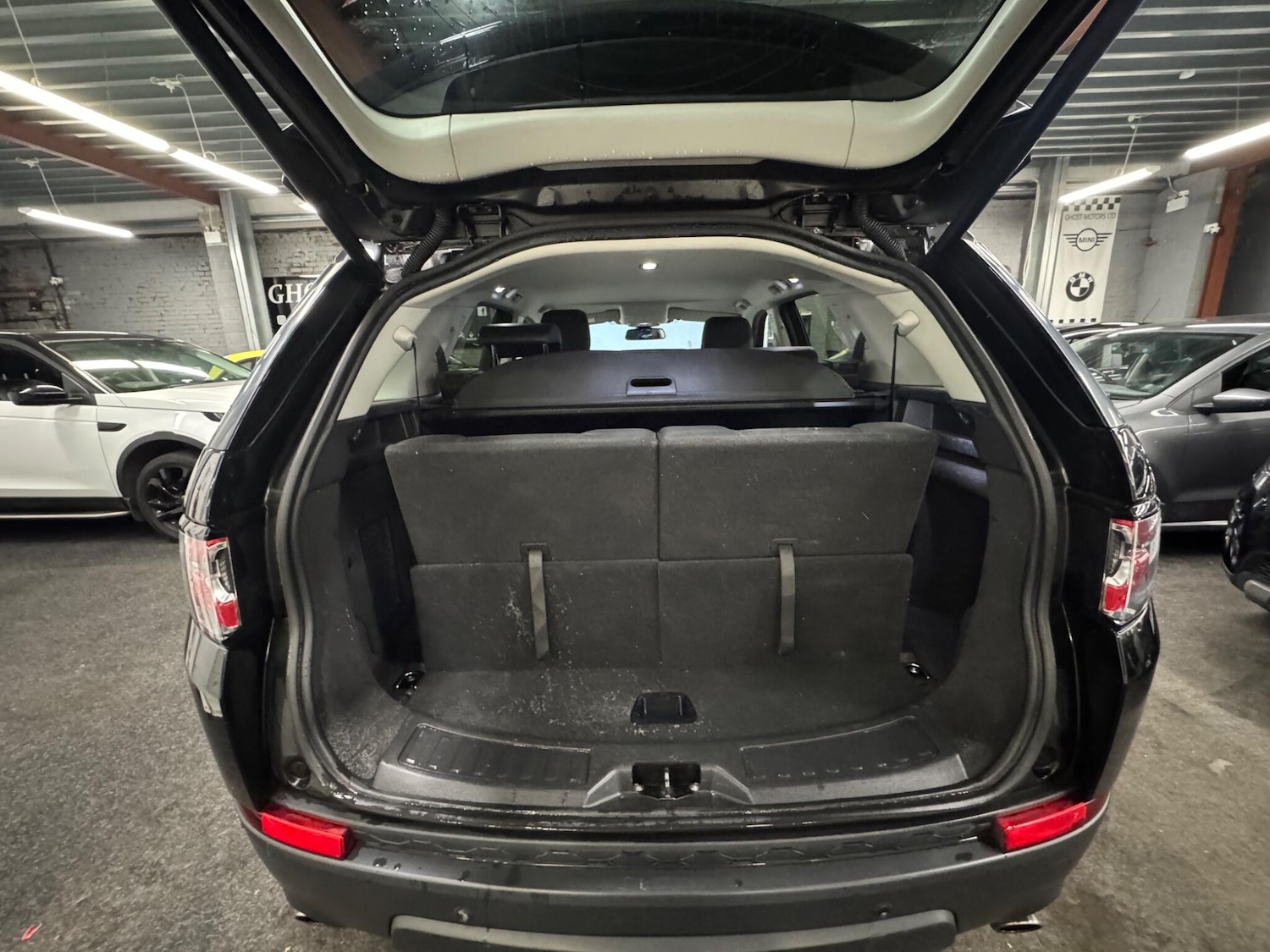 Used Land Rover Discovery Sport 2016 for sale - 77074625: Photo 7