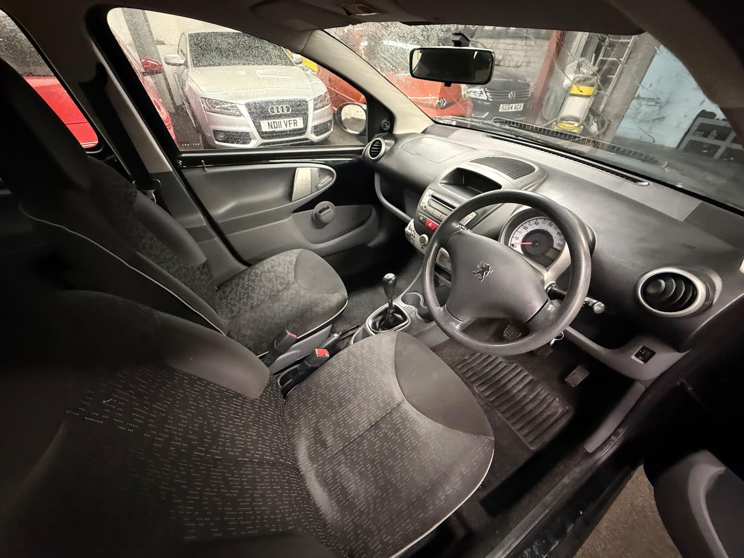 Used Peugeot 107 2011 for sale - 77722727: Photo 7