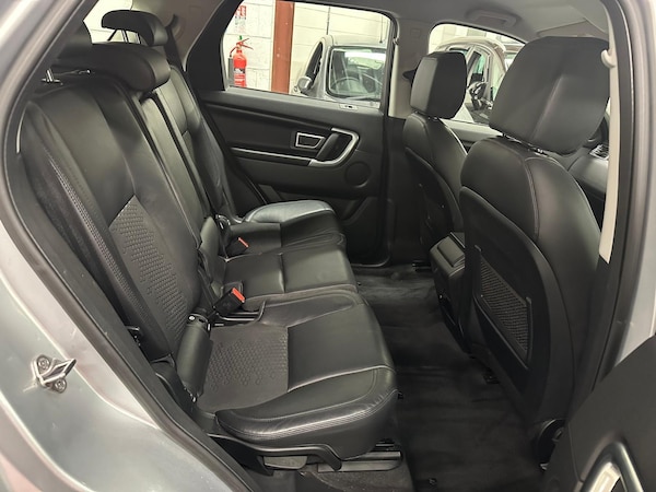 Used Land Rover Discovery Sport 2016 for sale - 76259294: Photo 11