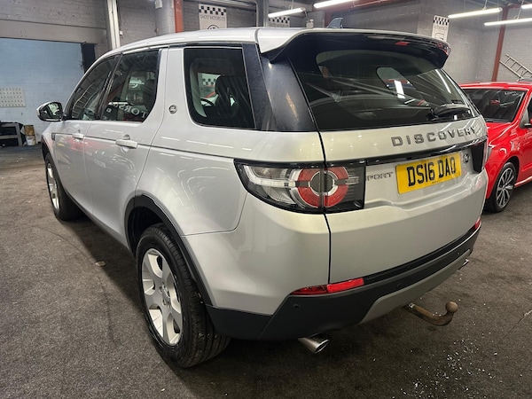 Used Land Rover Discovery Sport 2016 for sale - 76259294: Photo 6