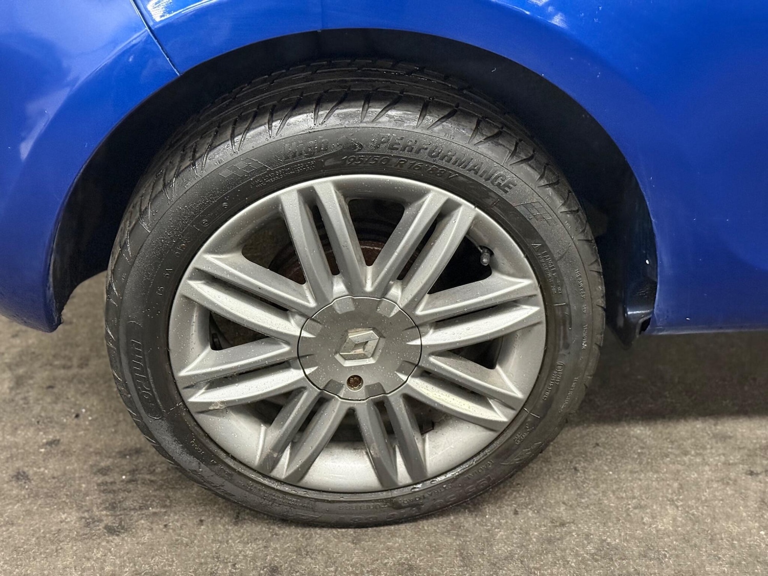 Used Renault Clio 2011 for sale - 76398912: Photo 7