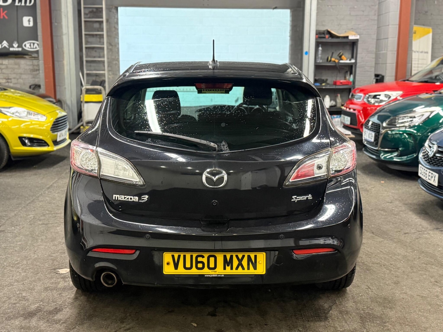 Used Mazda Mazda3 2010 for sale - 78073126: Photo 5