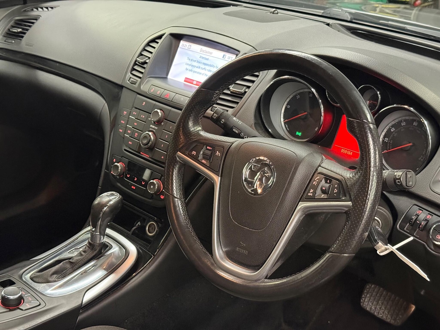 Used Vauxhall Insignia 2010 for sale - 76484315: Photo 10