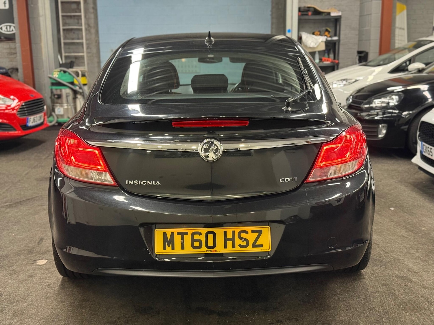 Used Vauxhall Insignia 2010 for sale - 76484315: Photo 5