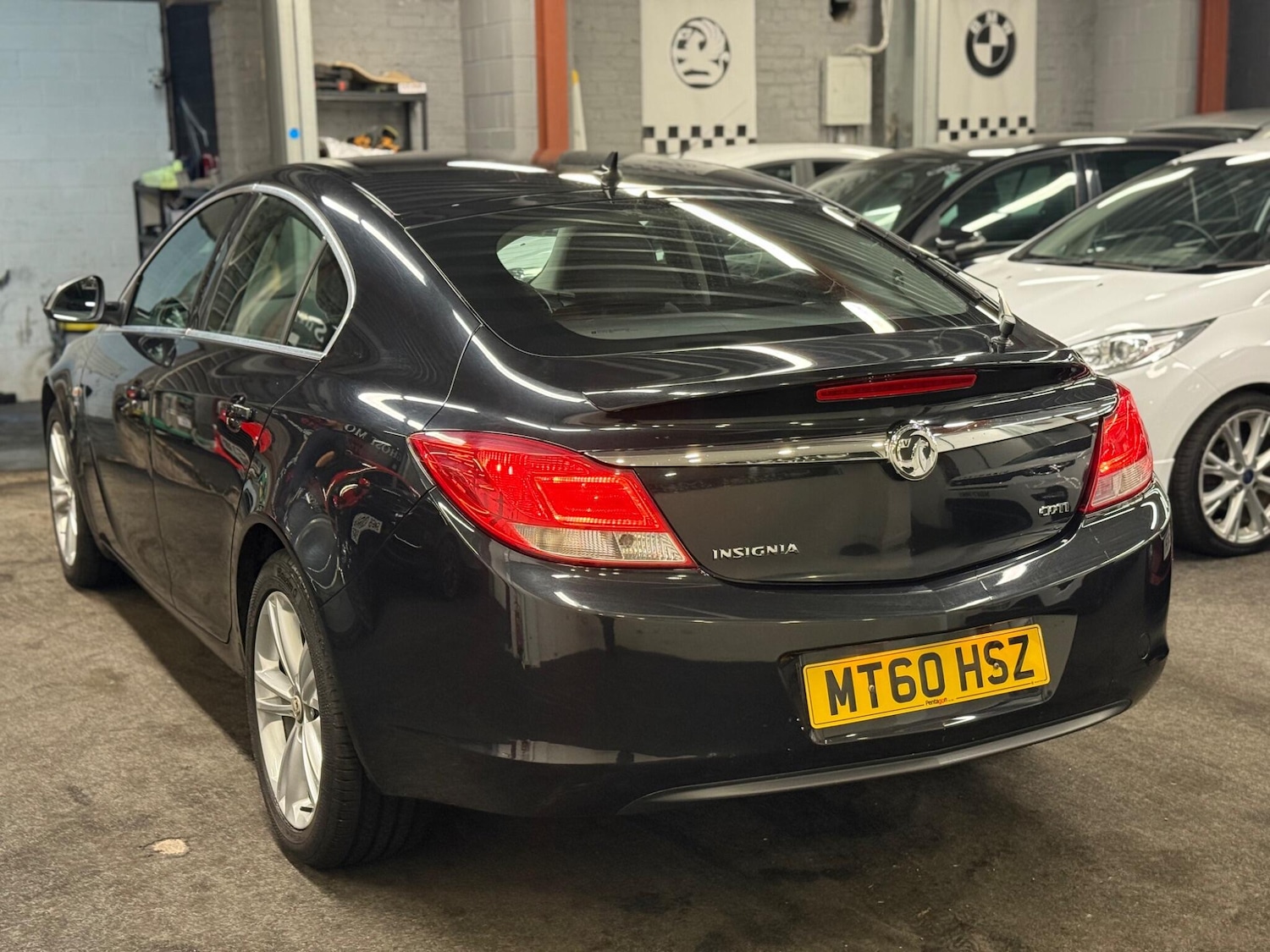 Used Vauxhall Insignia 2010 for sale - 76484315: Photo 6