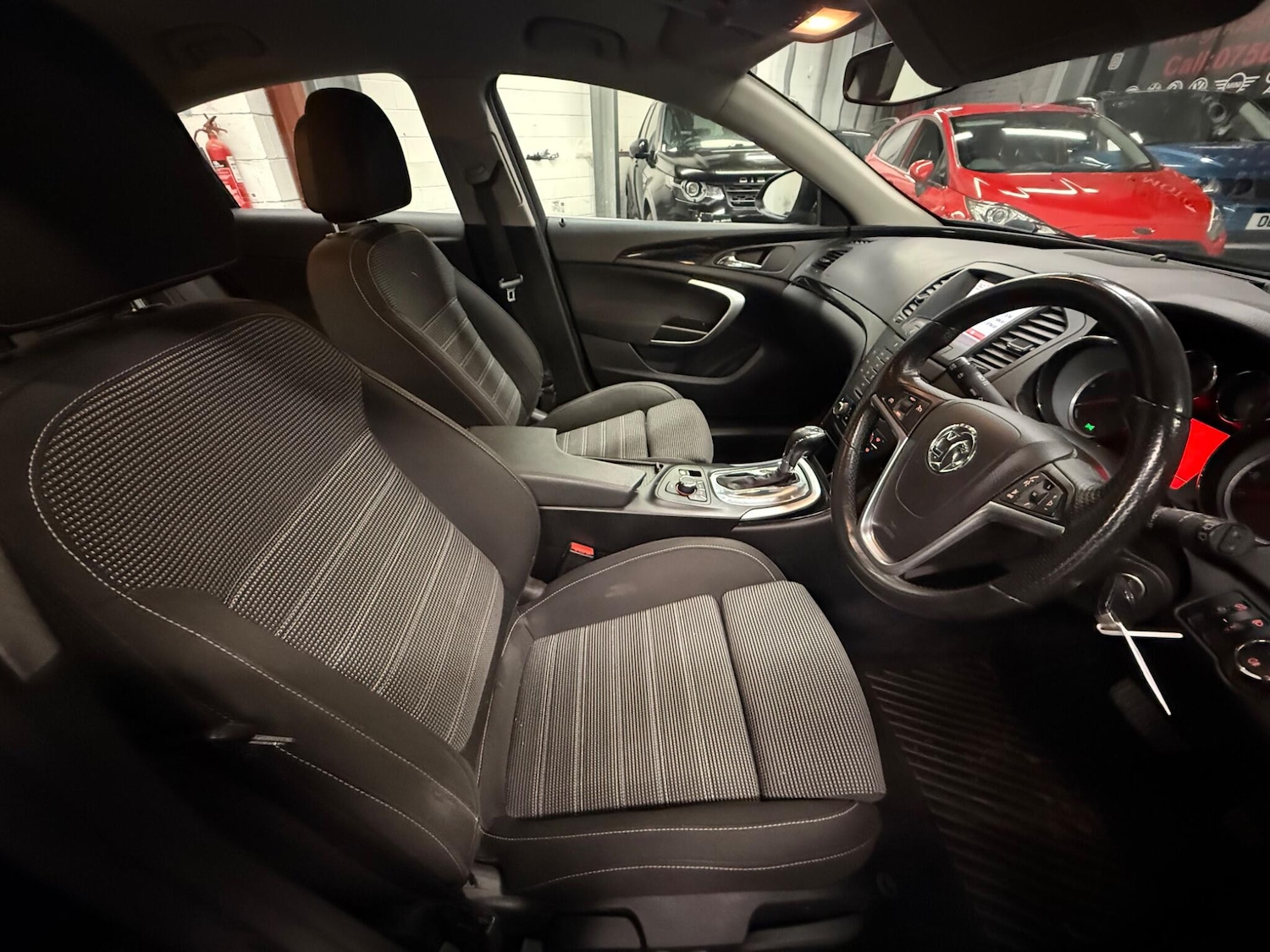 Used Vauxhall Insignia 2010 for sale - 76484315: Photo 9