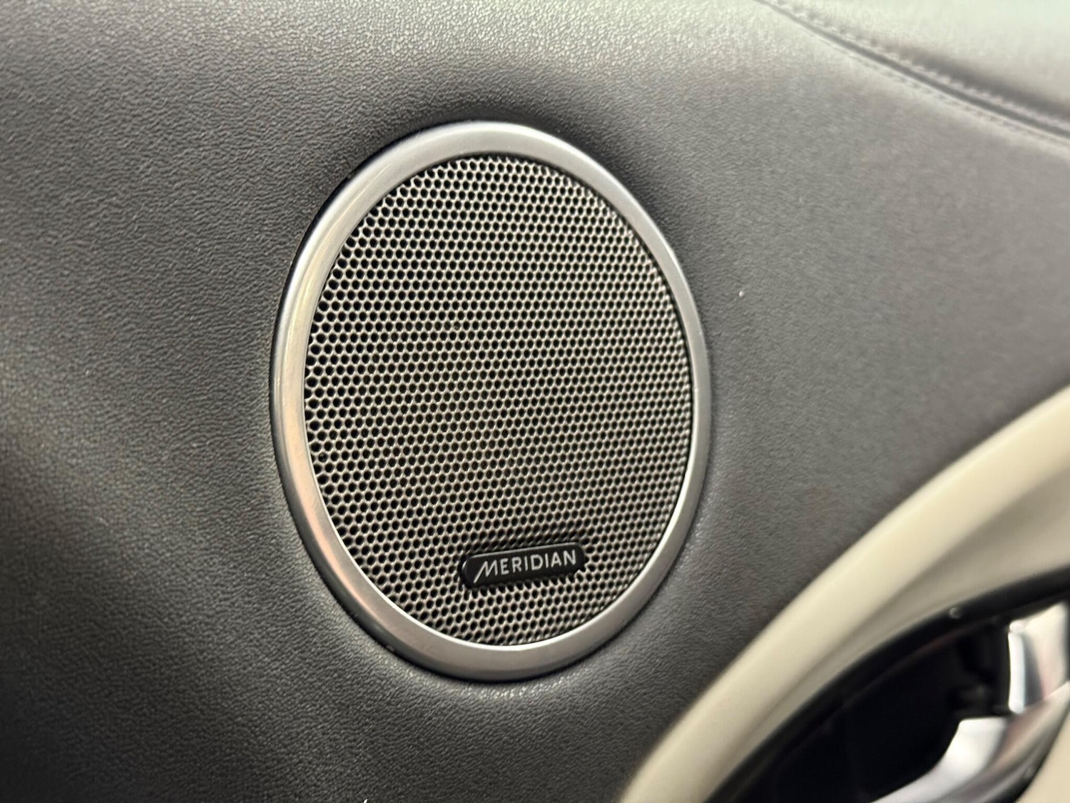 Used Land Rover Range Rover Evoque 2016 for sale - 76802084: Photo 12