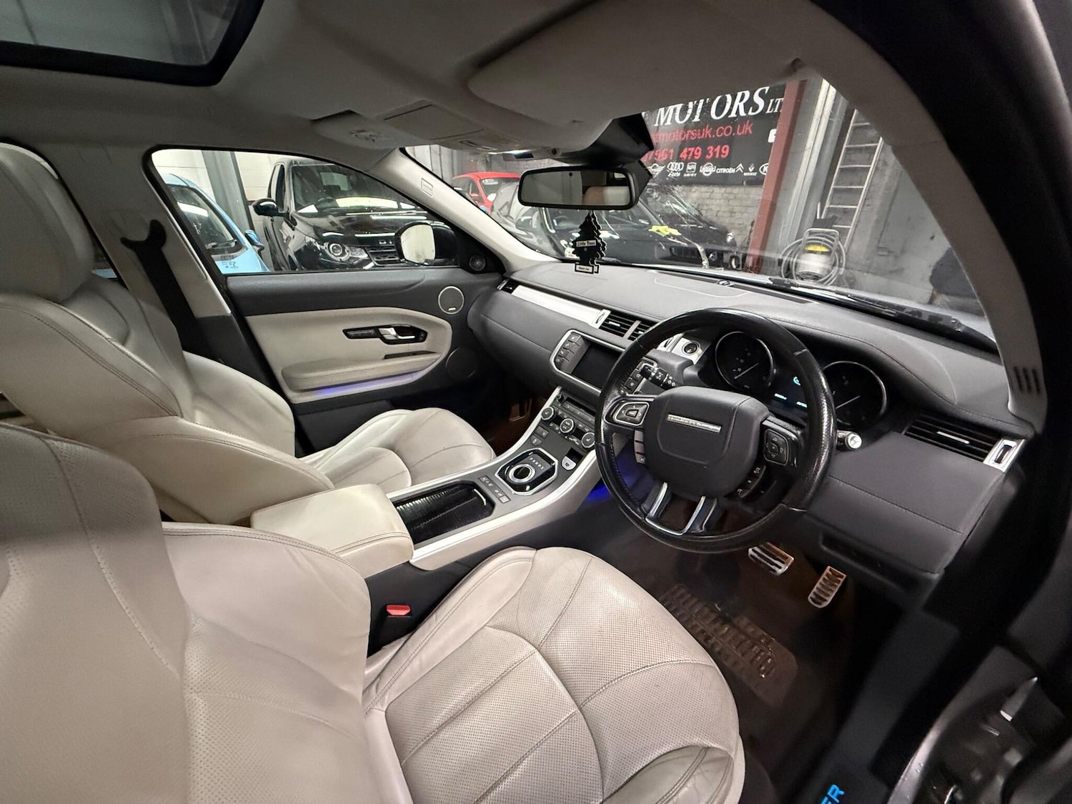 Used Land Rover Range Rover Evoque 2016 for sale - 76802084: Photo 8