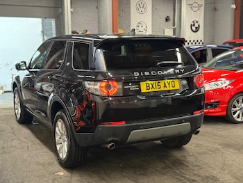 Used Land Rover Discovery Sport 2015 for sale - 78637047: Photo