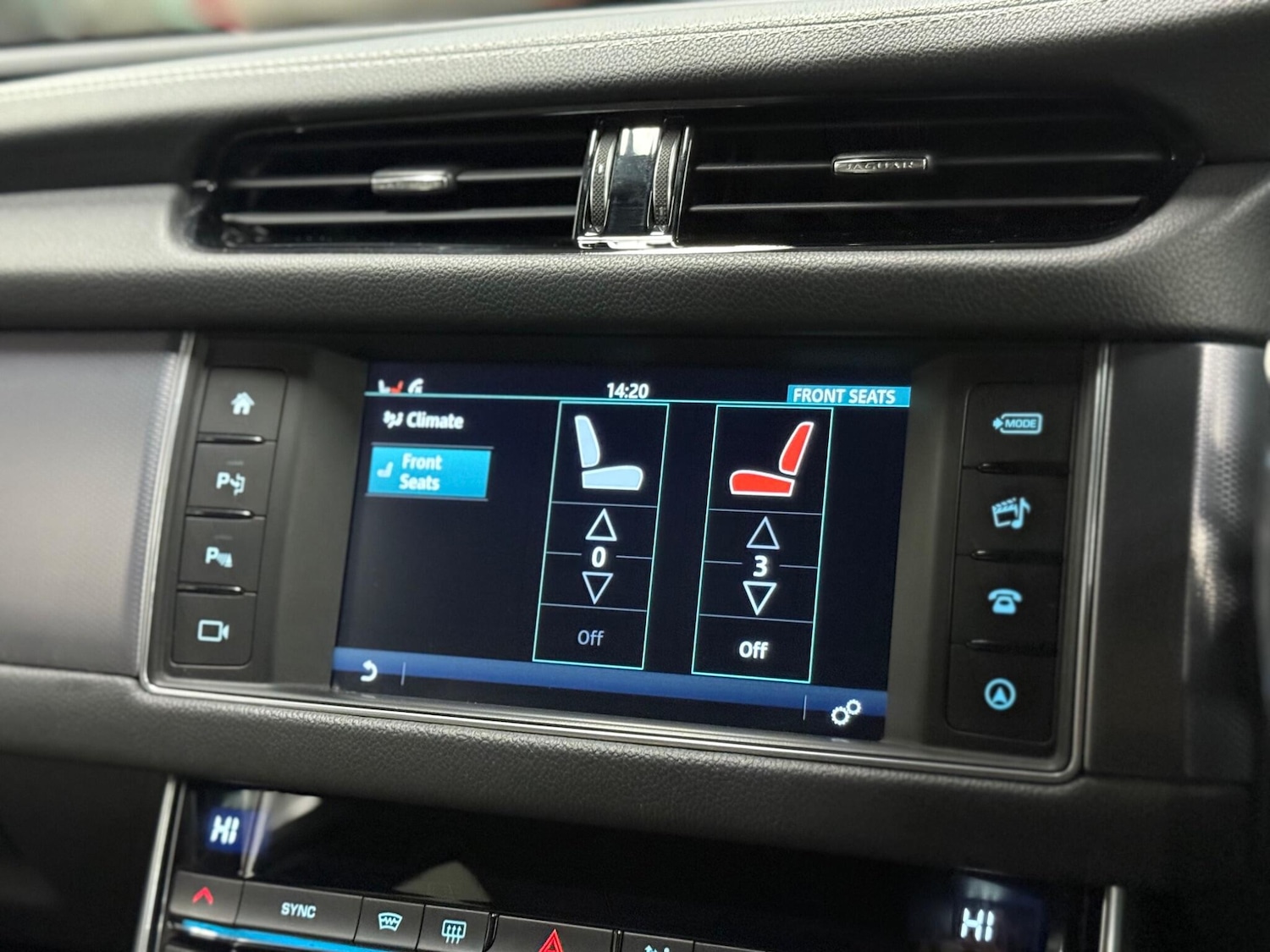 Used Jaguar XF 2016 for sale - 77291611: Photo 16