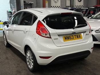 Used Ford Fiesta 2013 for sale - 79039175: Photo
