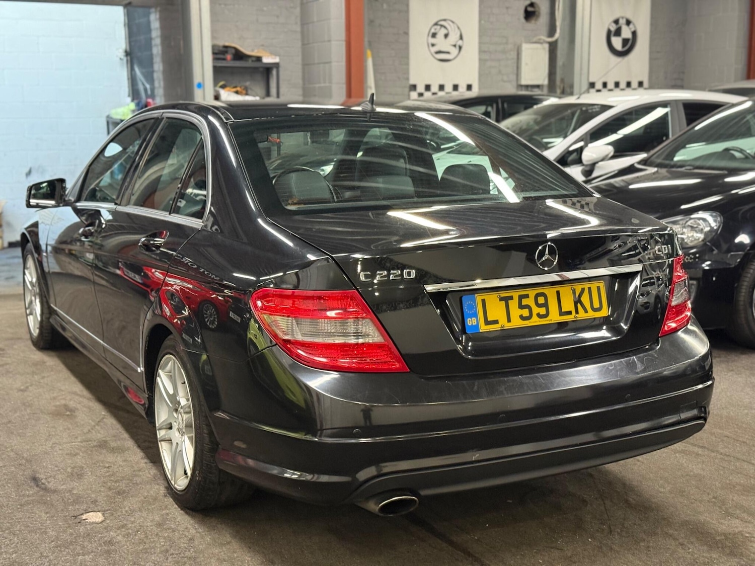 Used Mercedes-Benz C Class 2009 for sale - 76456957: Photo 6