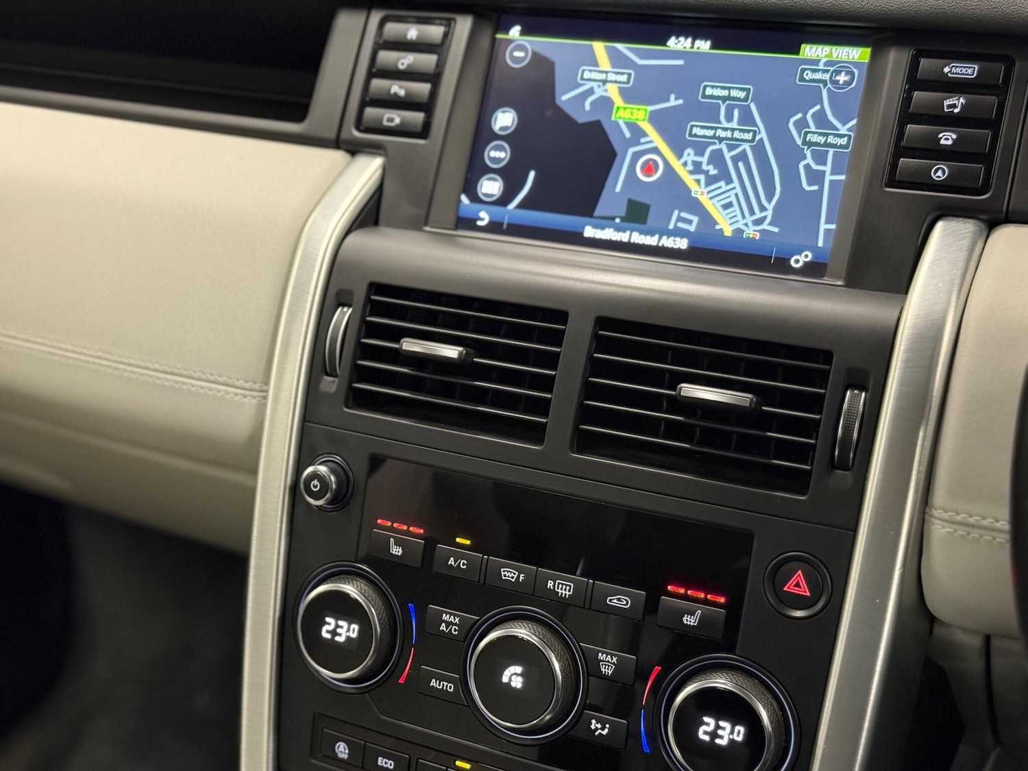 Used Land Rover Discovery Sport 2018 for sale - 76936471: Photo 14