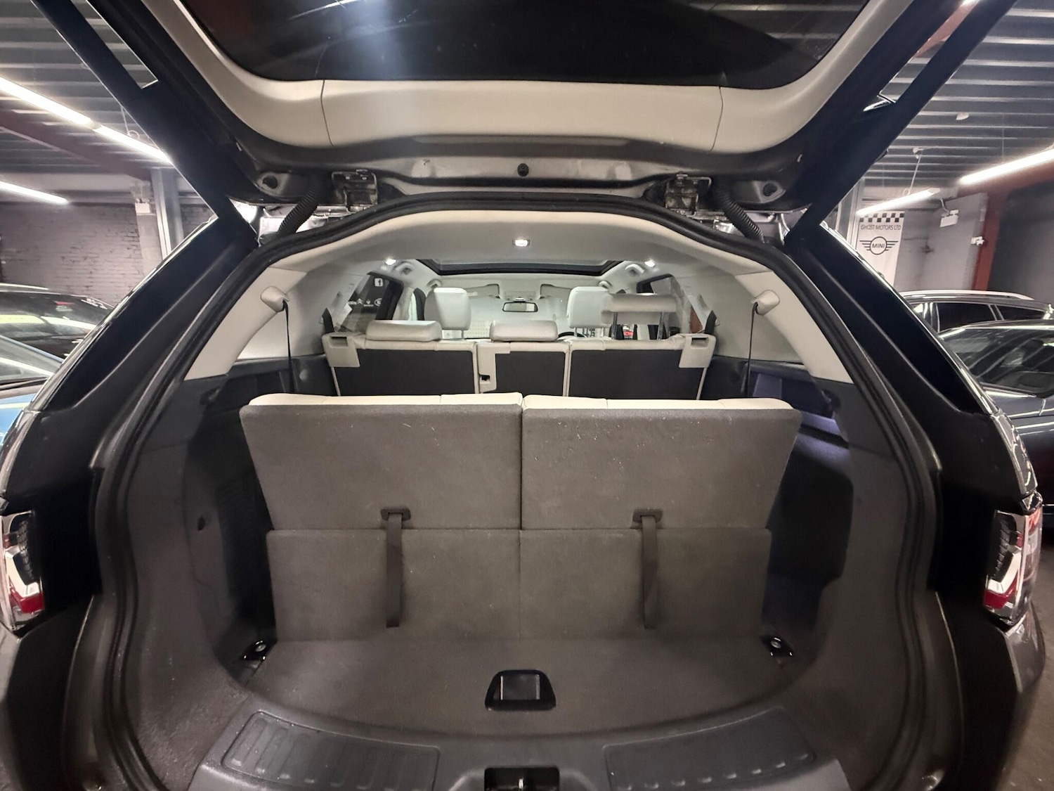 Used Land Rover Discovery Sport 2018 for sale - 76936471: Photo 7