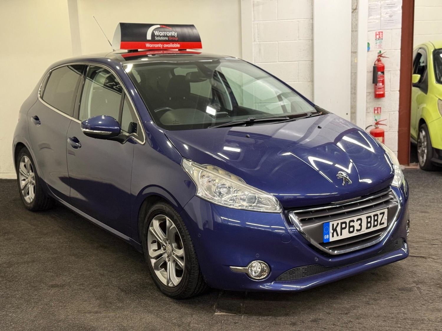 Used Peugeot 208 2013 for sale - 76398399: Photo 3