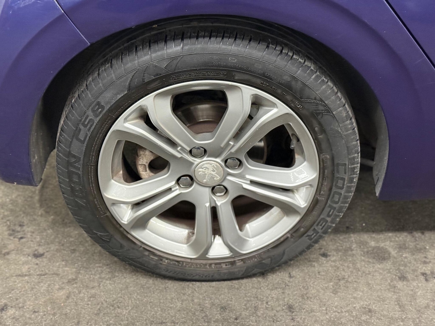 Used Peugeot 208 2013 for sale - 76398399: Photo 6