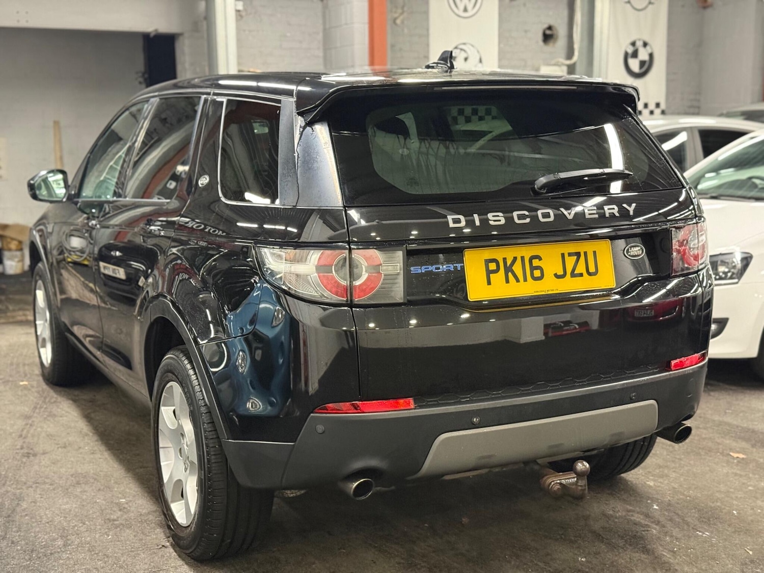 Used Land Rover Discovery Sport 2016 for sale - 76832322: Photo 6