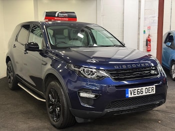Used Land Rover Discovery Sport 2016 for sale - 76727998: Photo