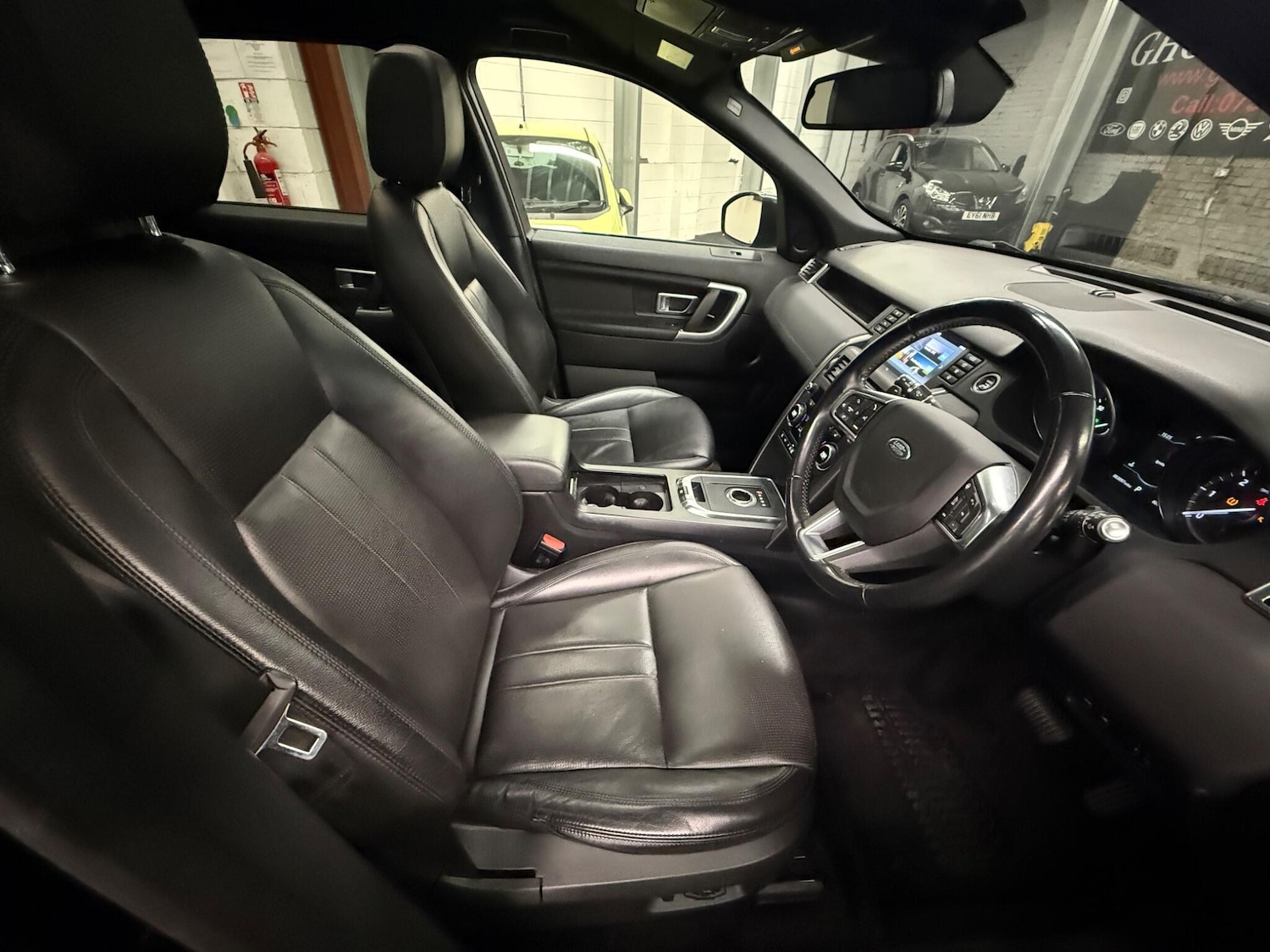 Used Land Rover Discovery Sport 2018 for sale - 76988236: Photo 11