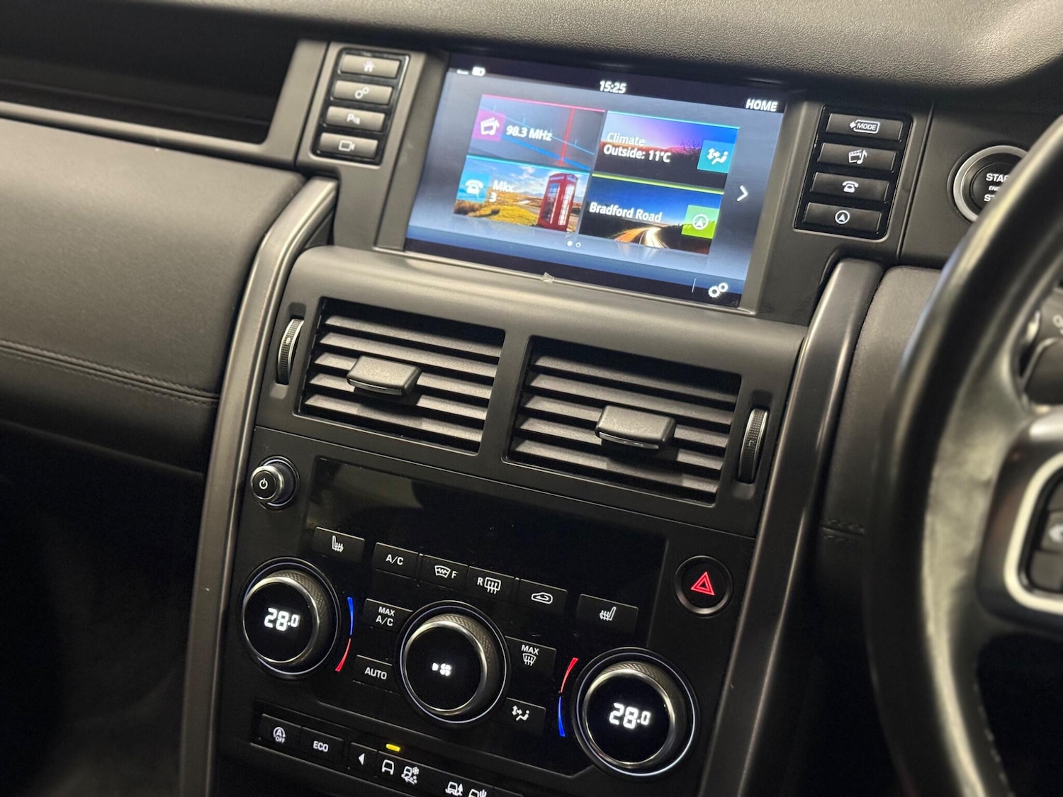 Used Land Rover Discovery Sport 2018 for sale - 76988236: Photo 13