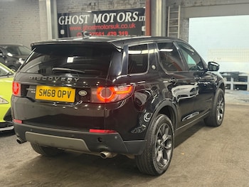 Used Land Rover Discovery Sport 2018 for sale - 76988236: Photo