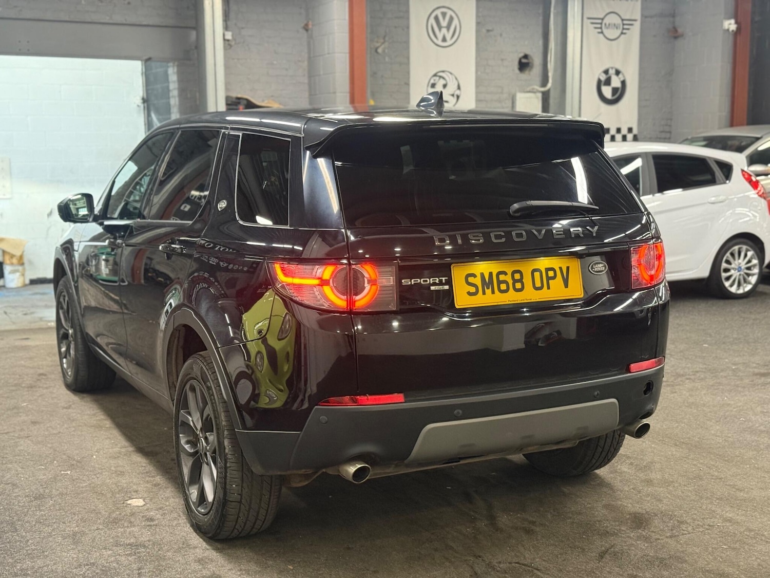 Used Land Rover Discovery Sport 2018 for sale - 76988236: Photo 6