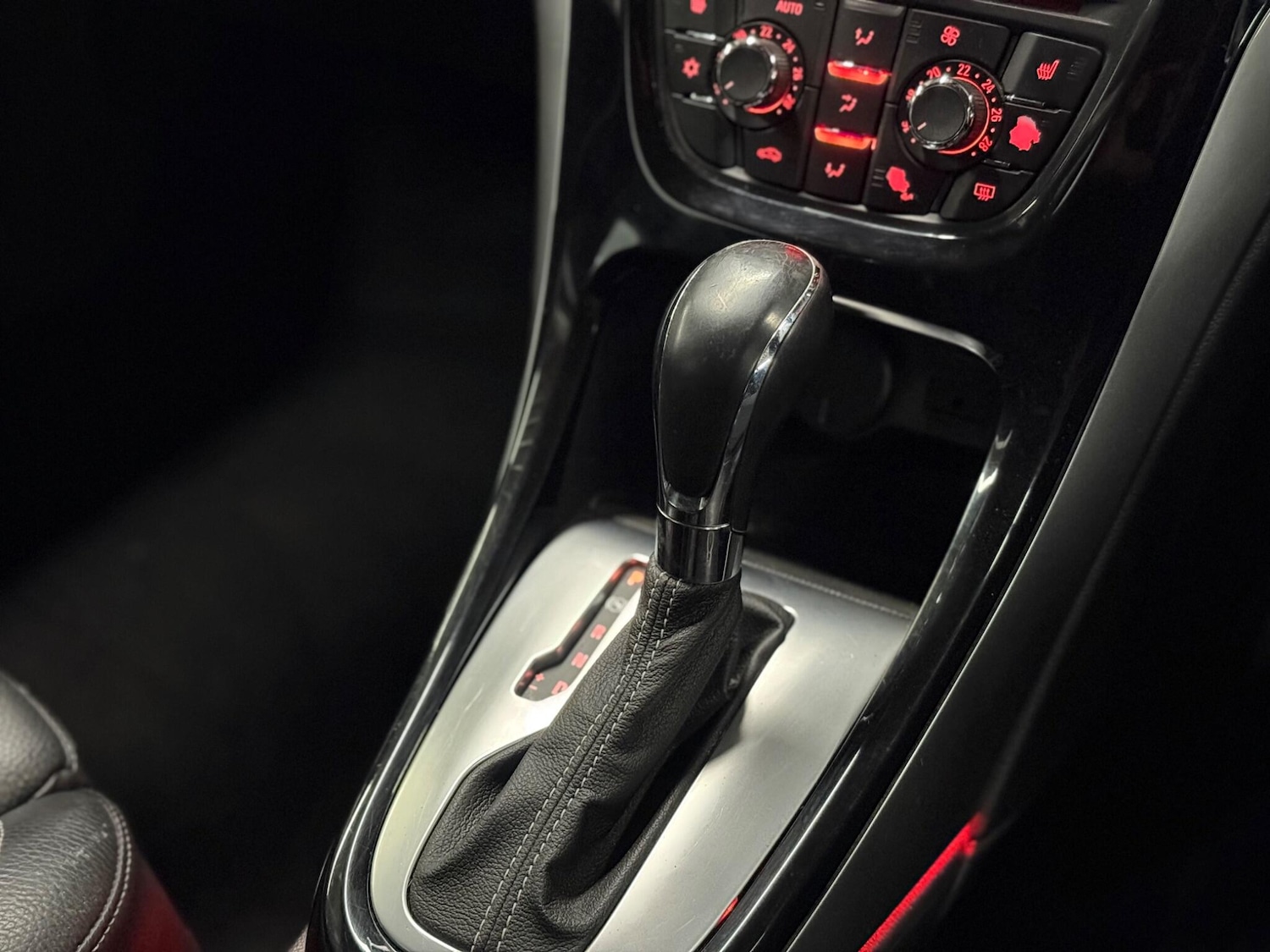 Used Vauxhall Astra 2015 for sale - 78185430: Photo 11