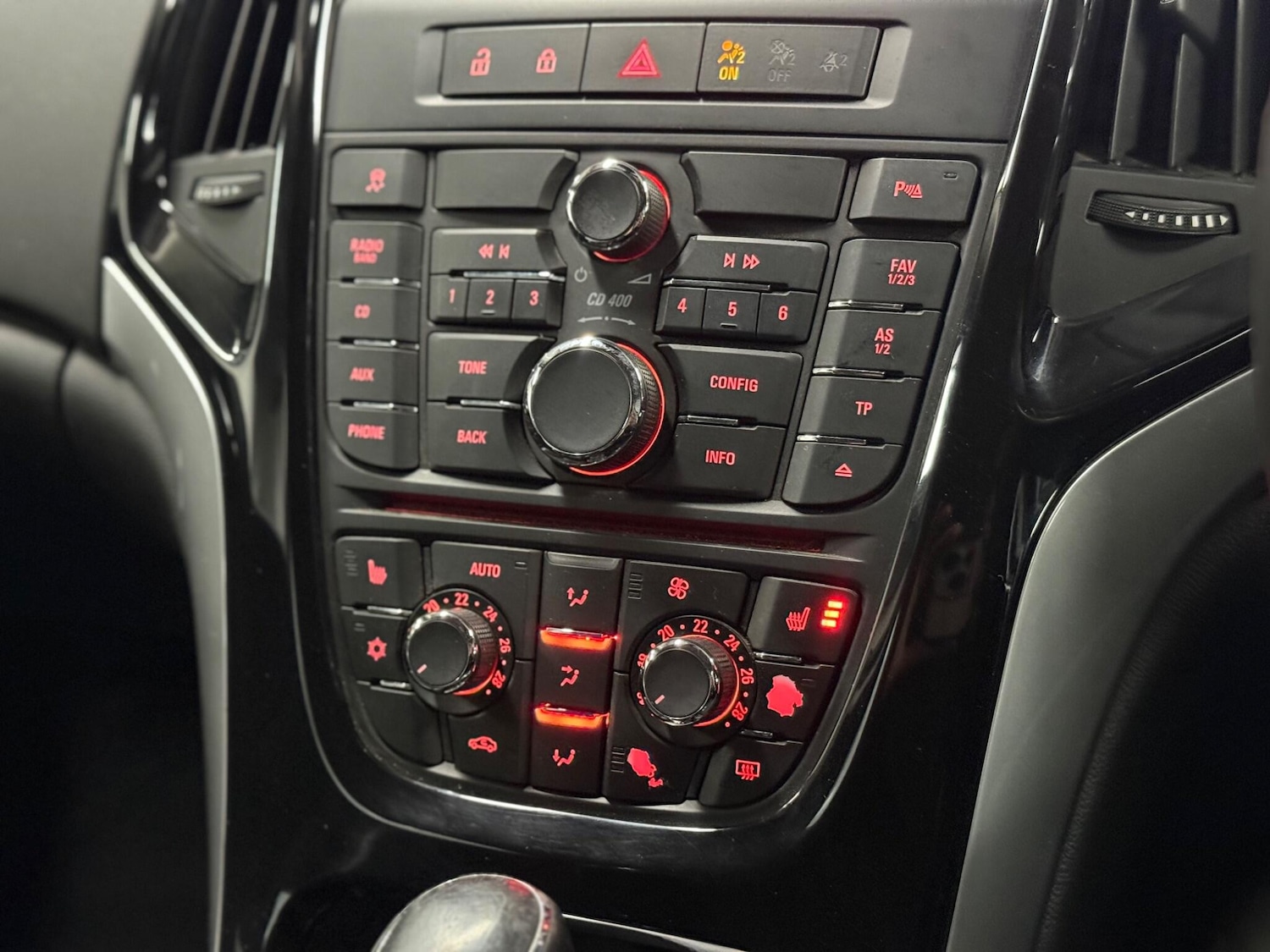 Used Vauxhall Astra 2015 for sale - 78185430: Photo 12