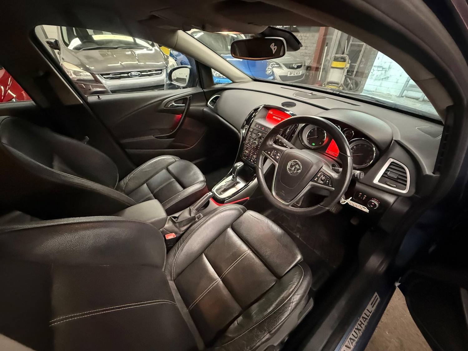 Used Vauxhall Astra 2015 for sale - 78185430: Photo 8