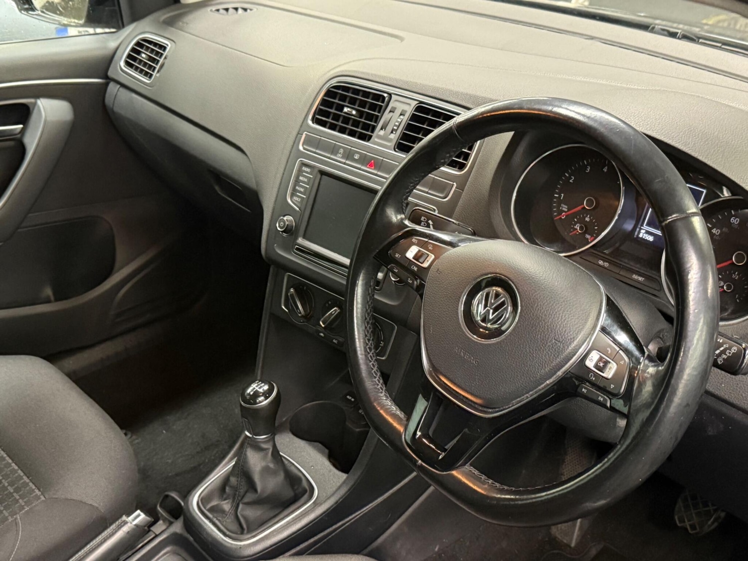 Used Volkswagen Polo 2017 for sale - 77524419: Photo 10