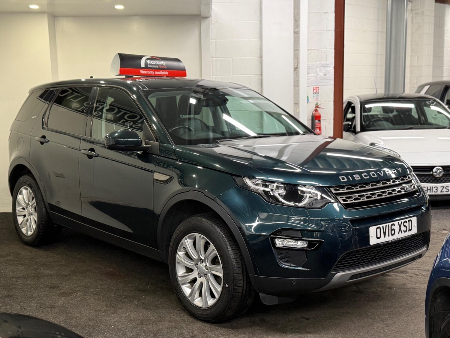 Used Land Rover Discovery Sport 2016 for sale - 77074137: Photo 3