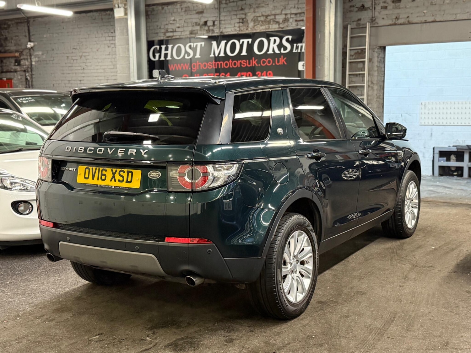 Used Land Rover Discovery Sport 2016 for sale - 77074137: Photo 4