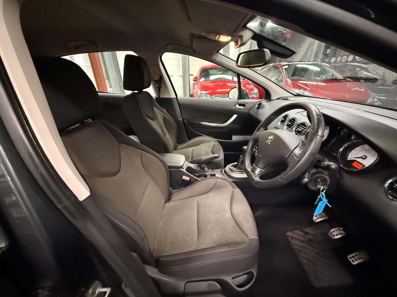 Used Peugeot 308 2013 for sale - 77524777: Photo 10