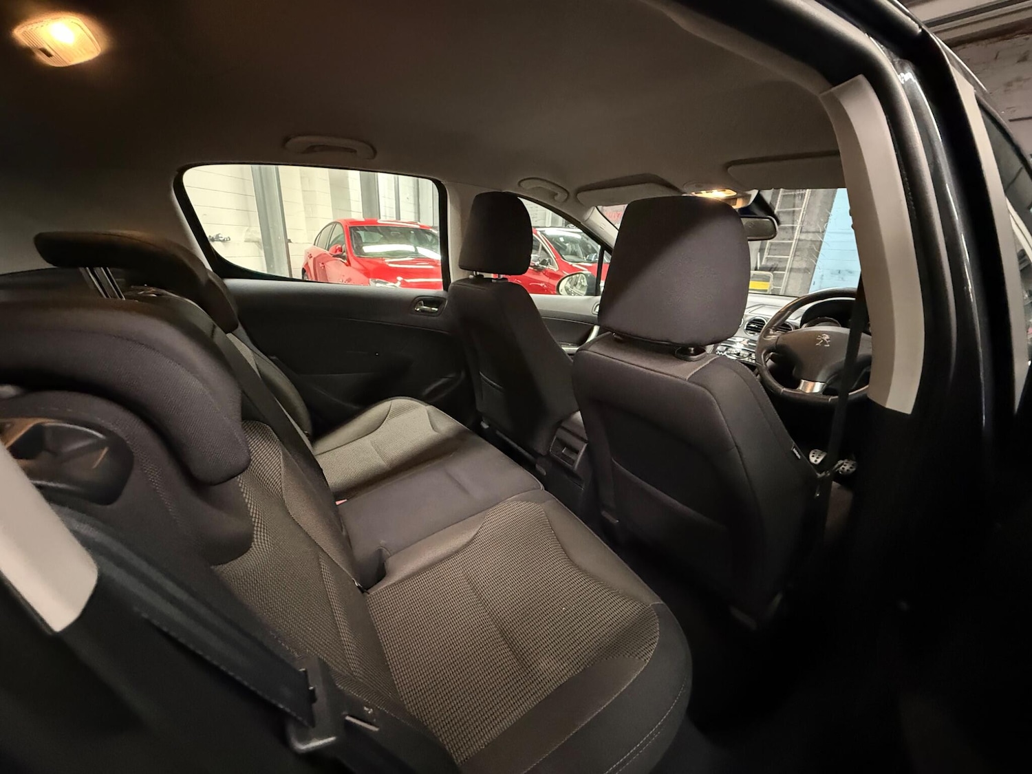 Used Peugeot 308 2013 for sale - 77524777: Photo 8