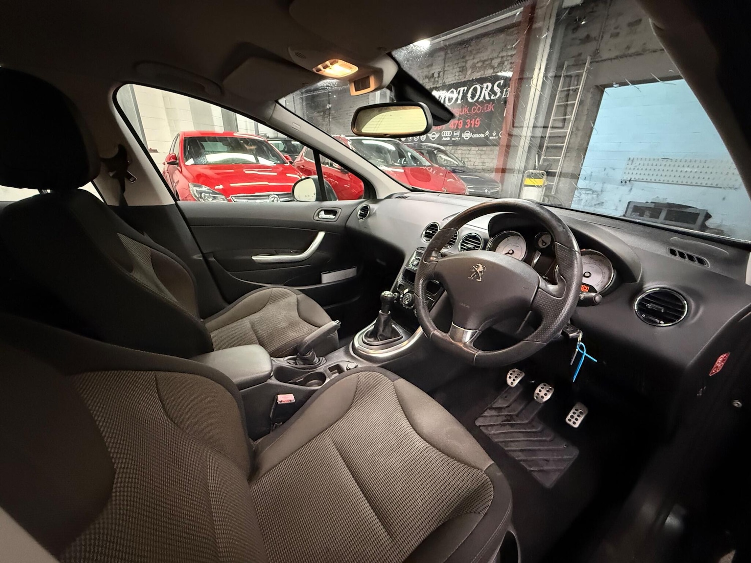 Used Peugeot 308 2013 for sale - 77524777: Photo 9