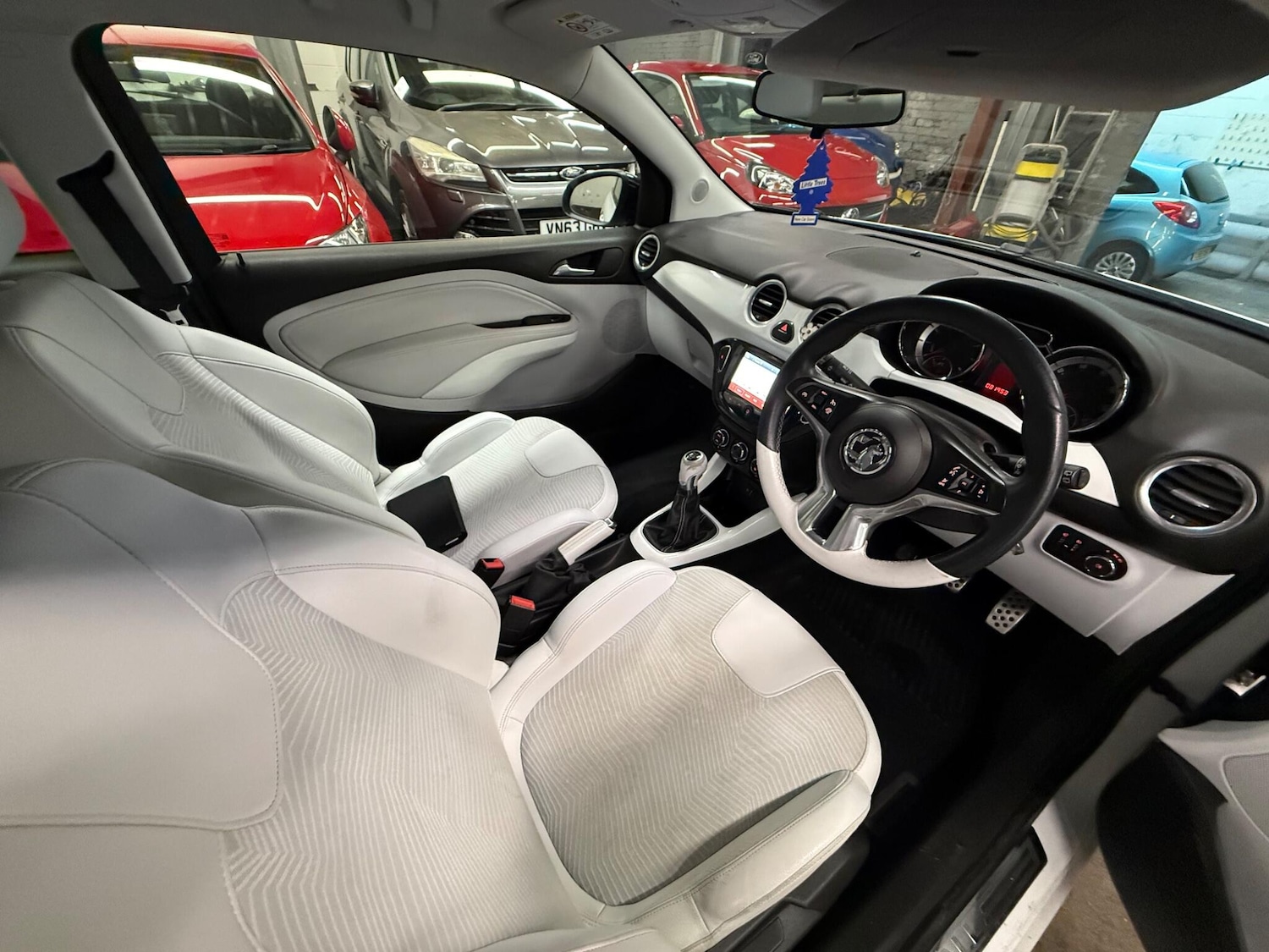 Used Vauxhall ADAM 2014 for sale - 78205297: Photo 8