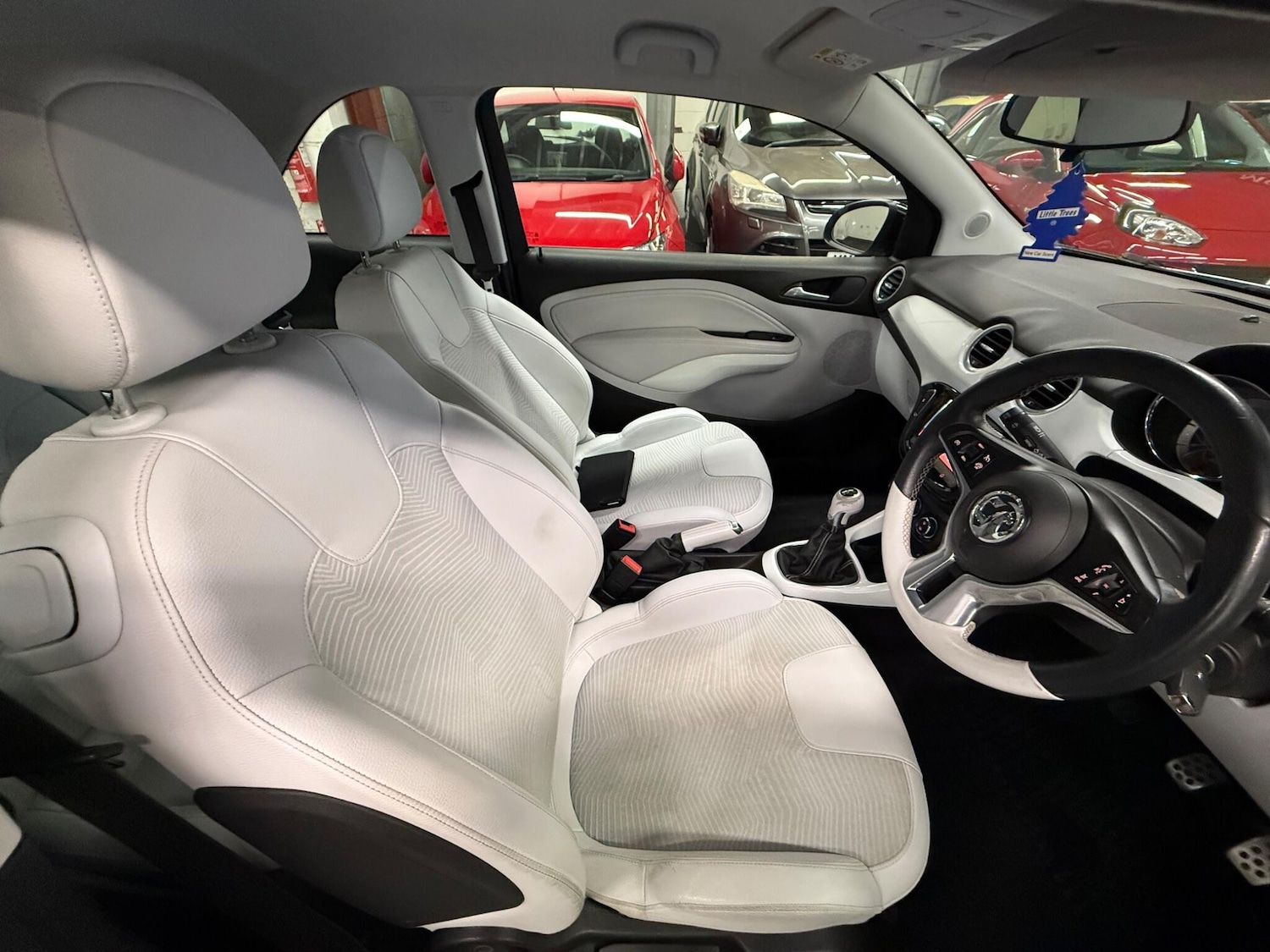 Used Vauxhall ADAM 2014 for sale - 78205297: Photo 9
