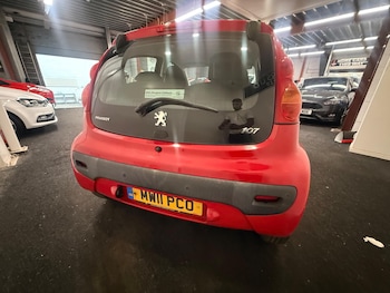 Used Peugeot 107 2011 for sale - 79012546: Photo