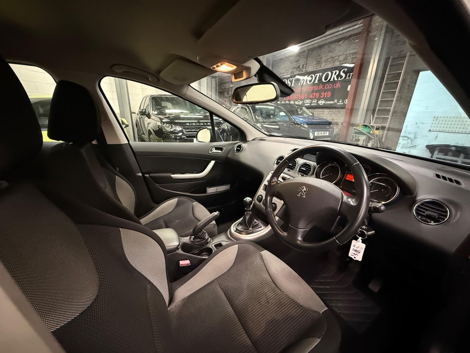 Used Peugeot 308 2012 for sale - 76538969: Photo 8