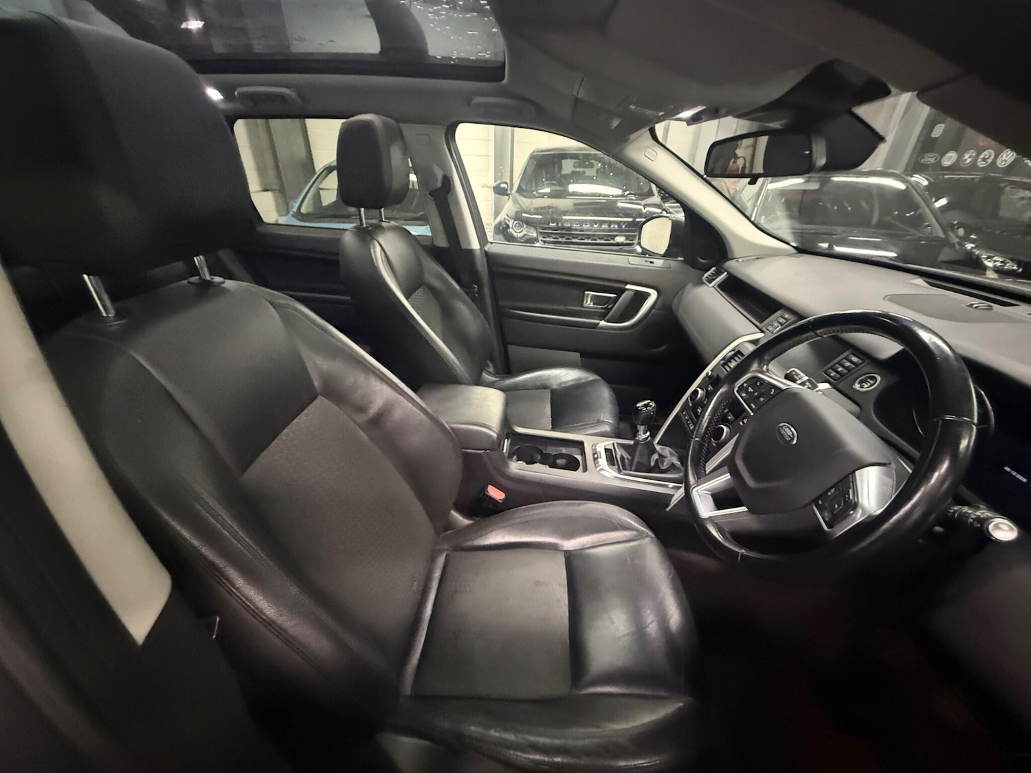 Used Land Rover Discovery Sport 2016 for sale - 76832590: Photo 10