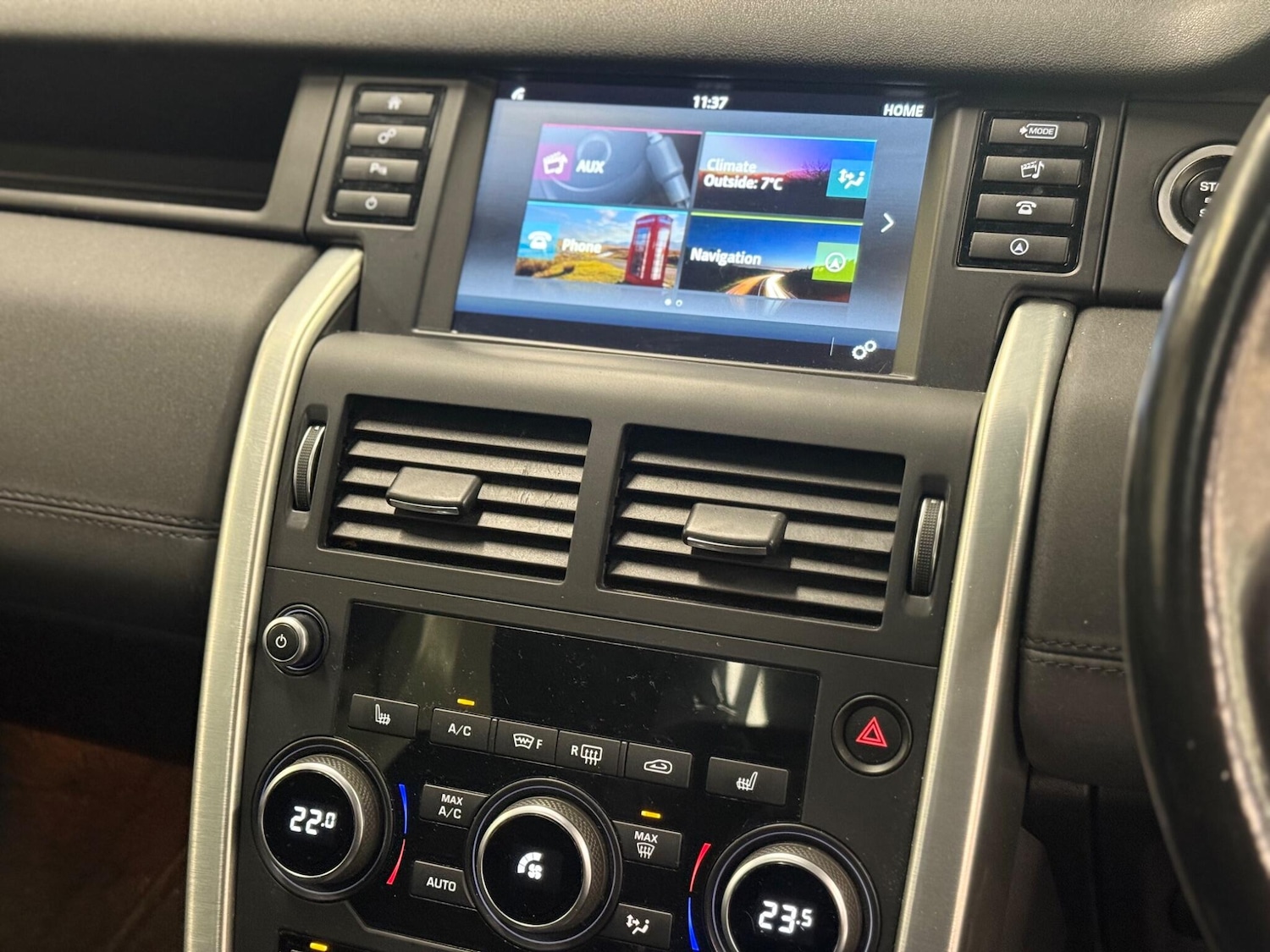 Used Land Rover Discovery Sport 2016 for sale - 76832590: Photo 12