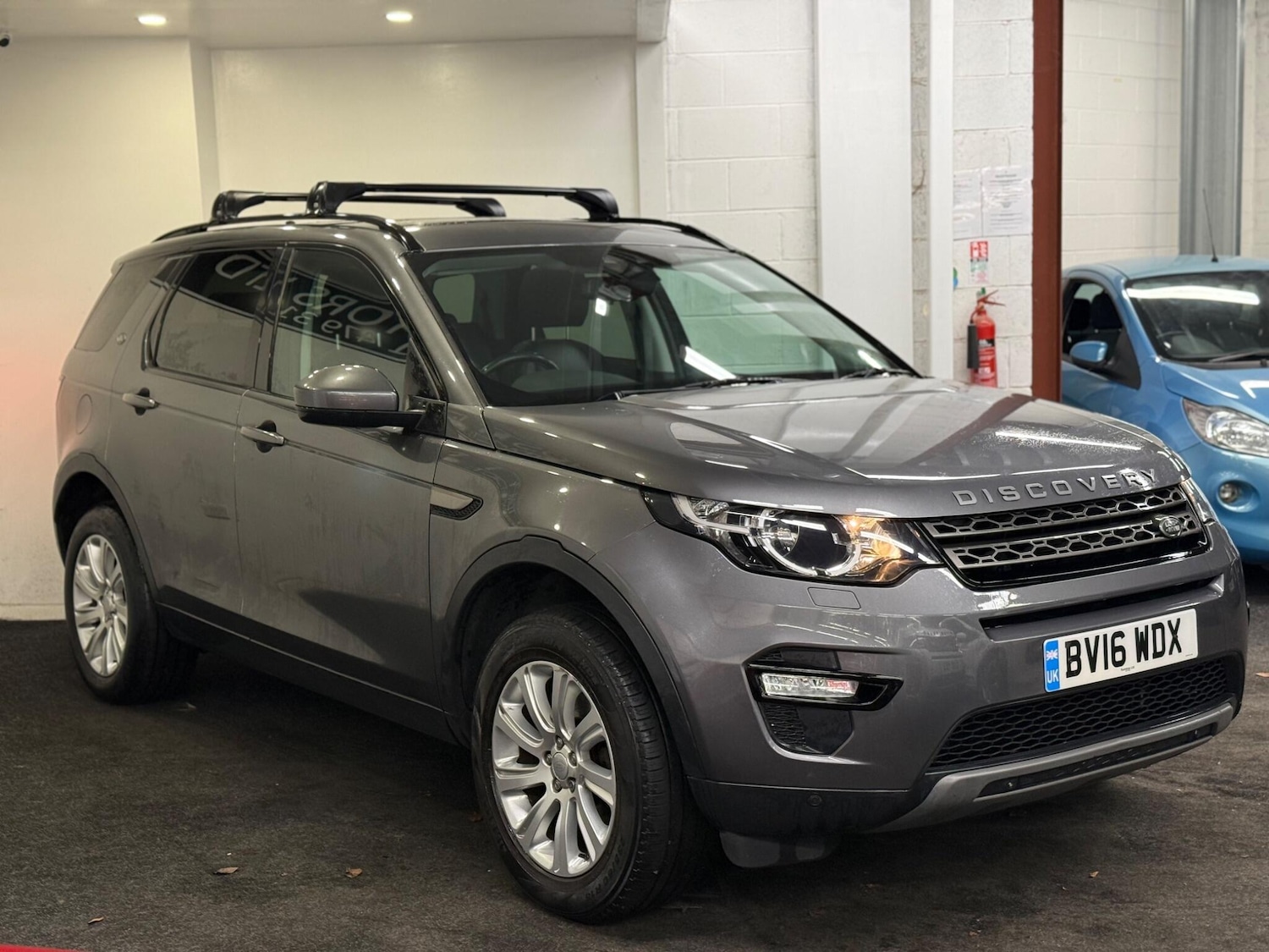 Used Land Rover Discovery Sport 2016 for sale - 76832590: Photo 3