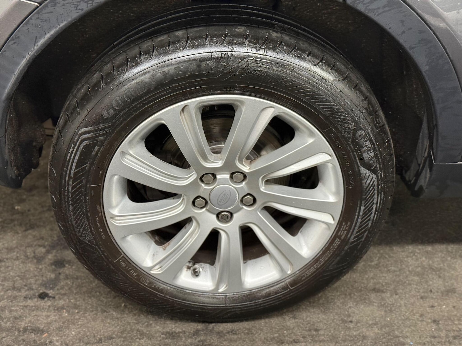 Used Land Rover Discovery Sport 2016 for sale - 76832590: Photo 7