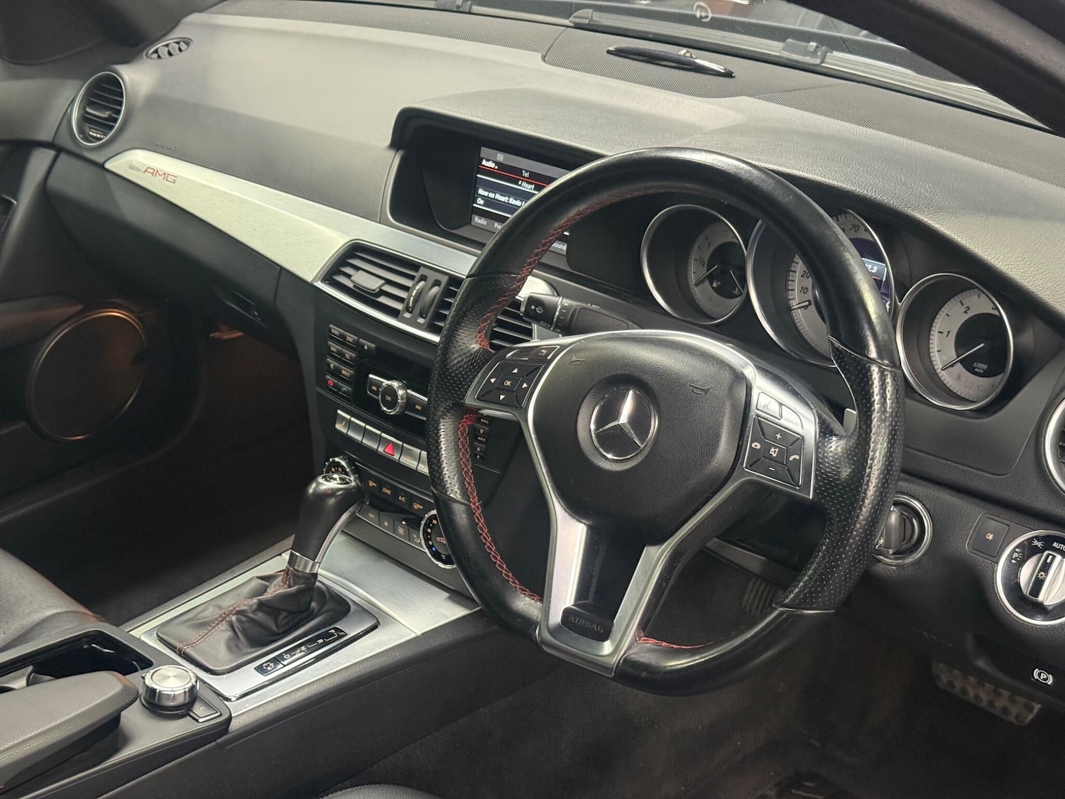 Used Mercedes-Benz C Class 2012 for sale - 76850161: Photo 10