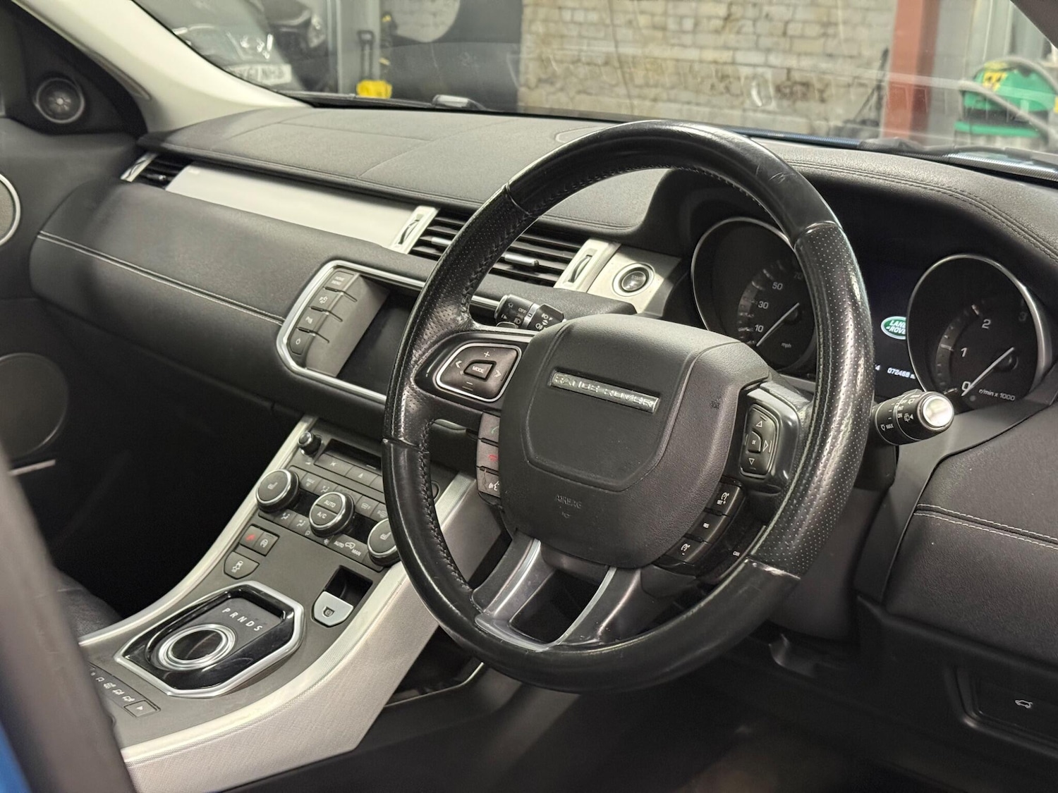 Used Land Rover Range Rover Evoque 2014 for sale - 76431853: Photo 11