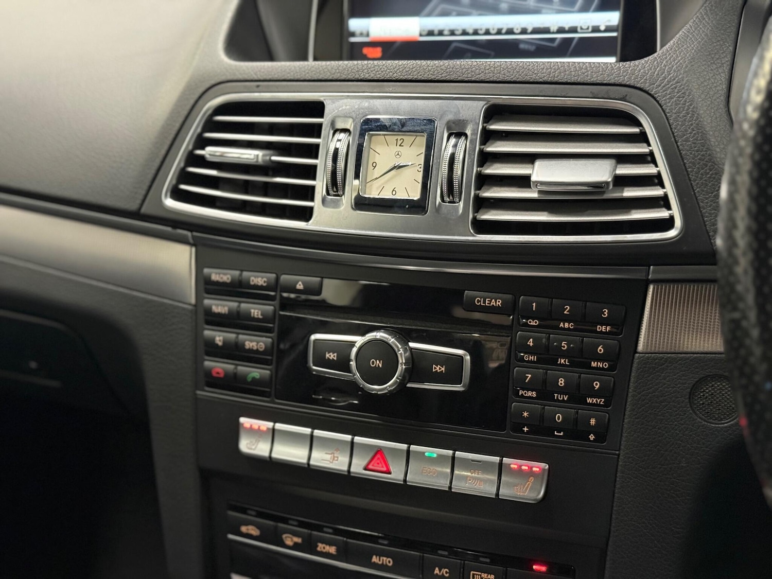 Used Mercedes-Benz E Class 2014 for sale - 78184387: Photo 11